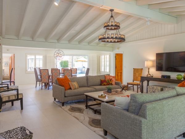 Palm Springs Home 990894