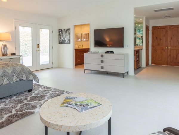 Palm Springs Home 990894