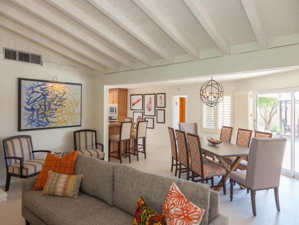 Palm Springs Home 990894