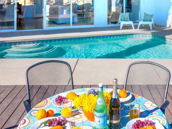 Palm Springs Home 990895