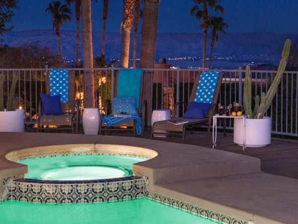 Palm Springs Home 990895
