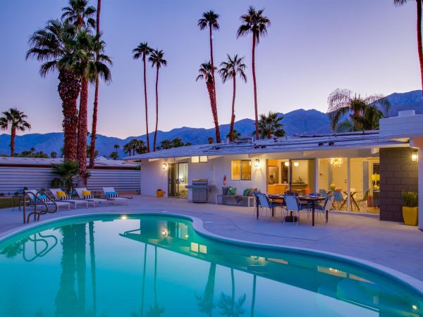 Palm Springs Home 990898