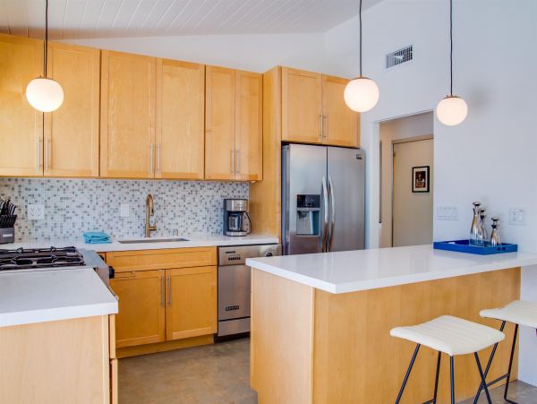 Palm Springs Home 990898