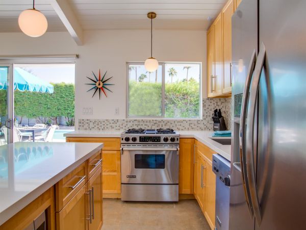 Palm Springs Home 990898
