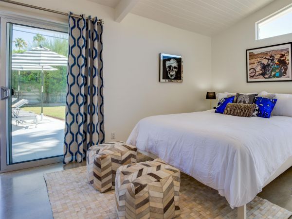 Palm Springs Home 990898