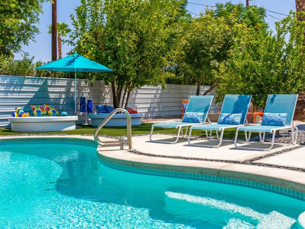 Palm Springs Home 990899