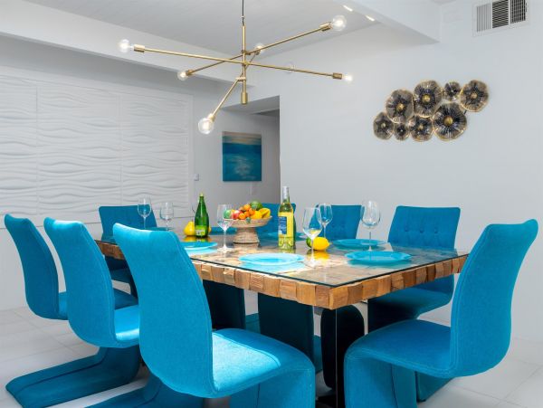 Palm Springs Home 990899