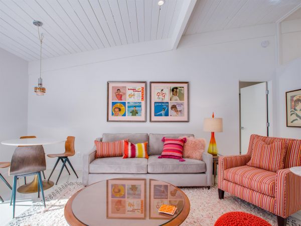 Palm Springs Home 990901