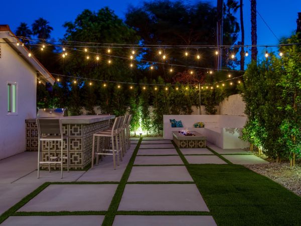 Palm Springs Home 990903