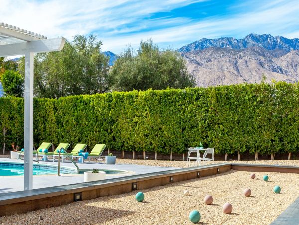 Palm Springs Home 990904