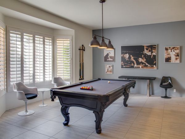 Palm Springs Home 990905