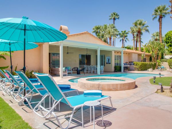 Palm Springs Home 990905