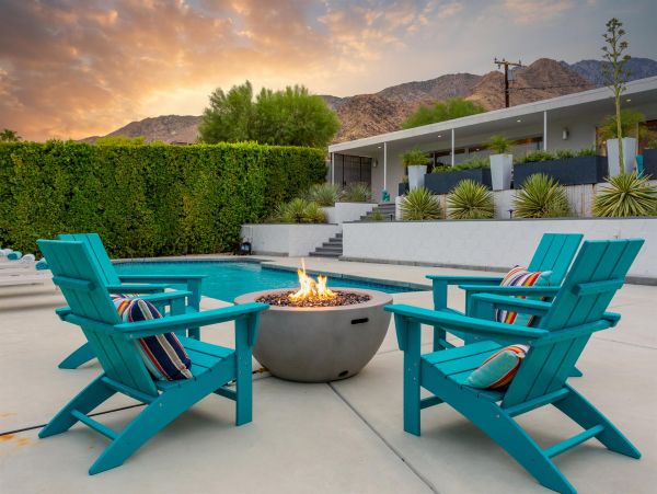 Palm Springs Home 990906