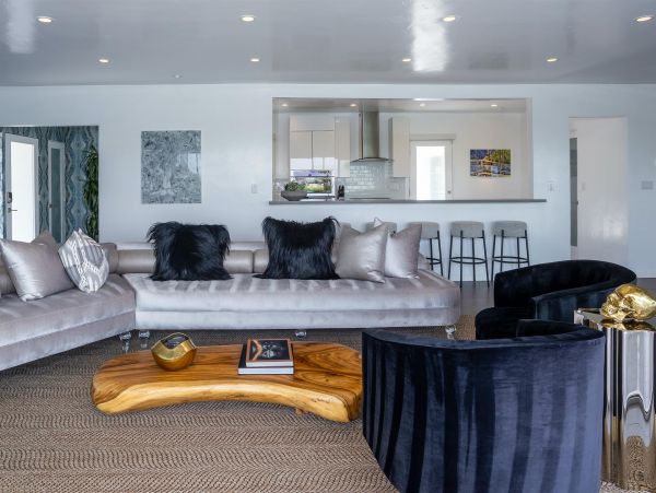 Palm Springs Home 990906