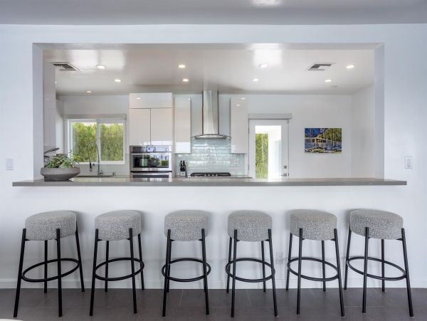 Palm Springs Home 990906