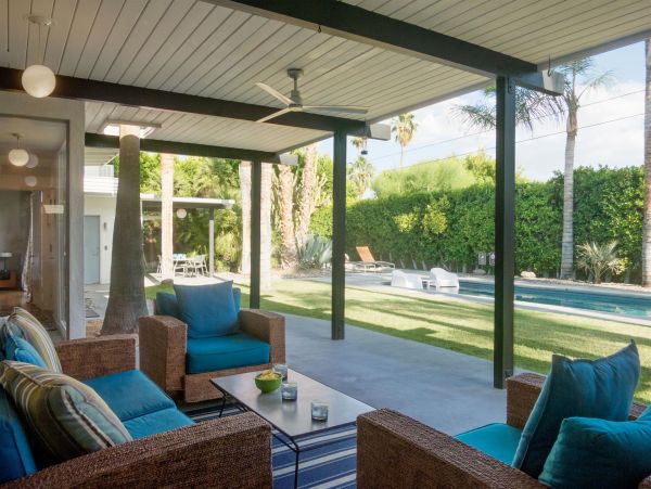 Palm Springs Home 990908