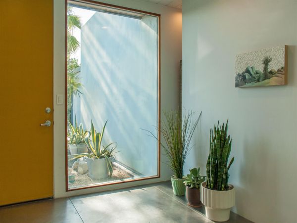 Palm Springs Home 990908