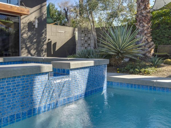 Palm Springs Home 990910