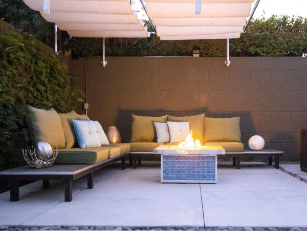 Palm Springs Home 990910