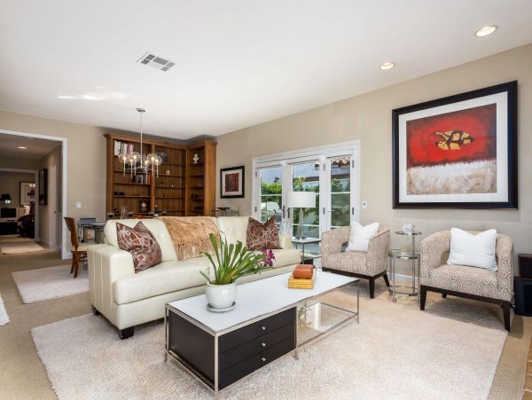 Palm Springs Home 990911