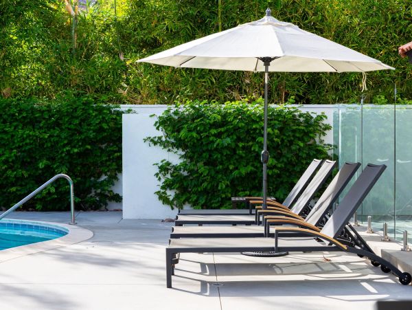 Palm Springs Home 990911
