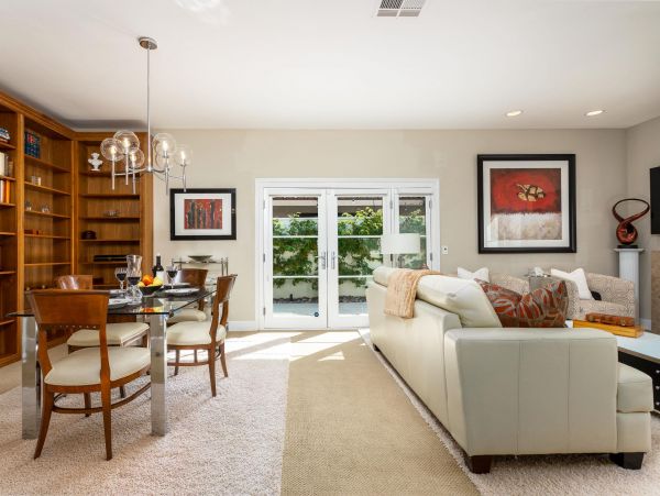 Palm Springs Home 990911