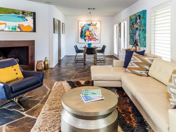 Palm Springs Home 990913