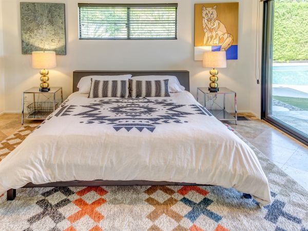 Palm Springs Home 990913