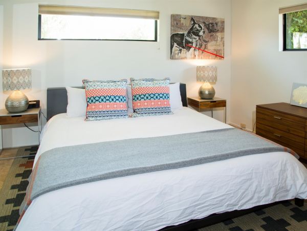 Palm Springs Home 990913