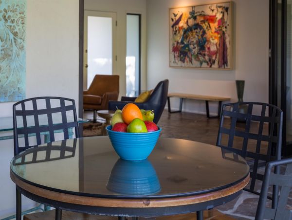 Palm Springs Home 990913