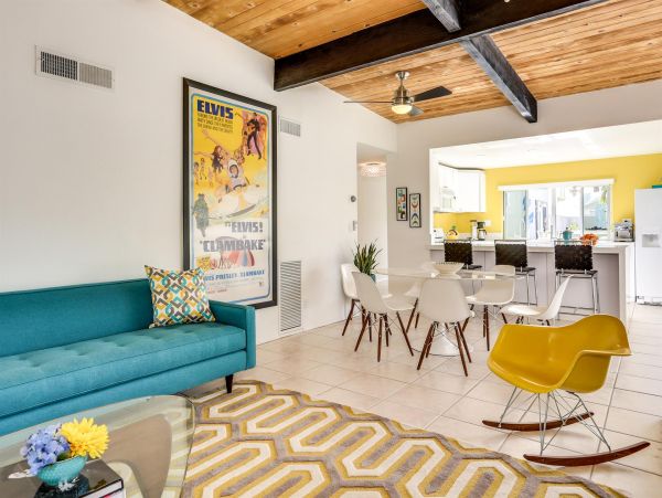 Palm Springs Home 990914