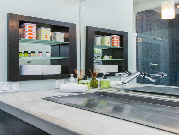 Palm Springs Home 990915