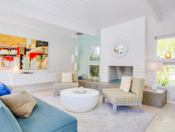 Palm Springs Home 990917