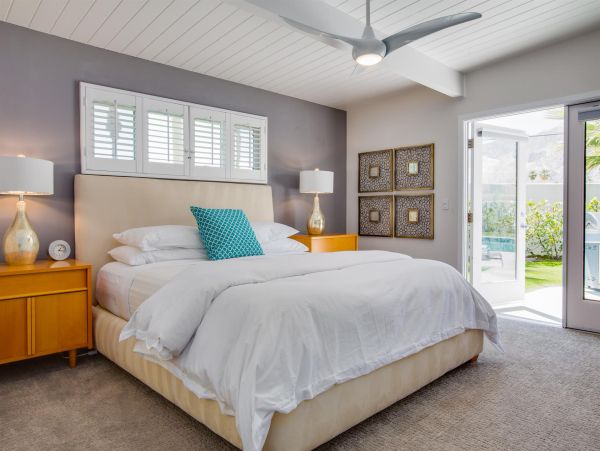 Palm Springs Home 990917