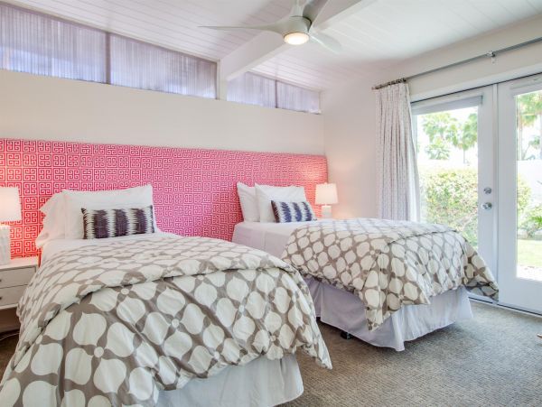 Palm Springs Home 990917