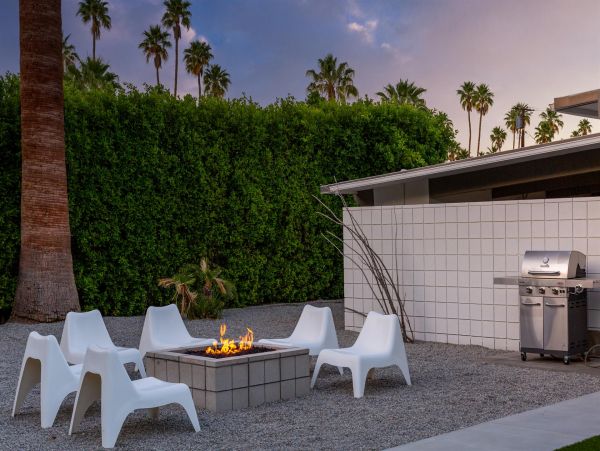 Palm Springs Home 990918