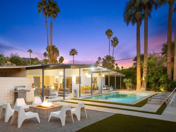 Palm Springs Home 990918