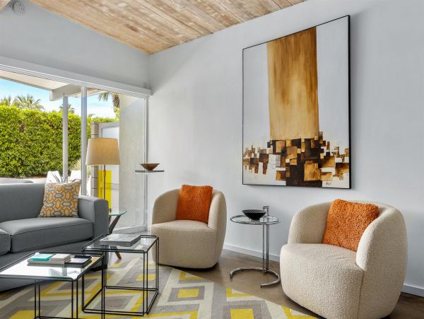 Palm Springs Home 990918