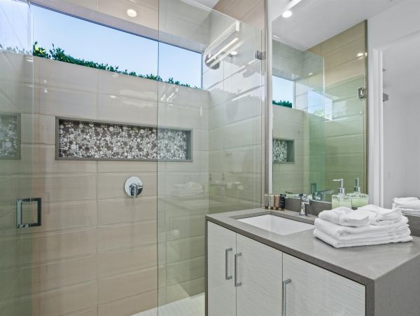 Palm Springs Home 990921