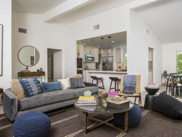 Palm Springs Home 990922