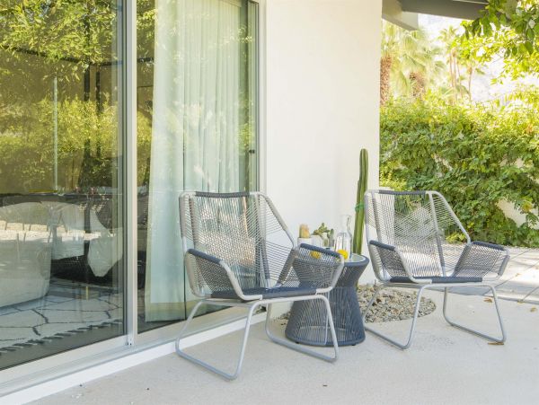 Palm Springs Home 990922