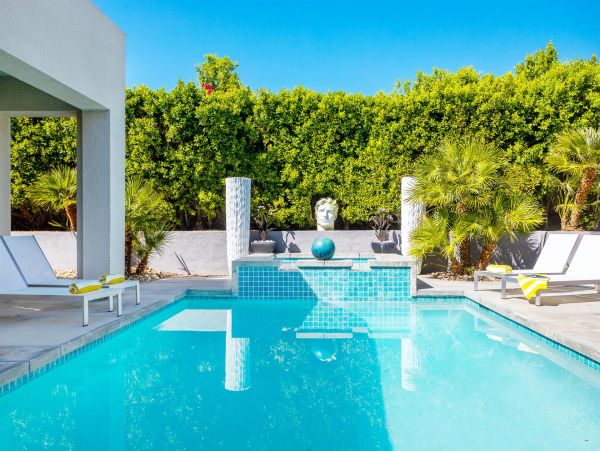 Palm Springs Home 990925
