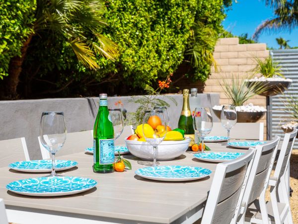Palm Springs Home 990925