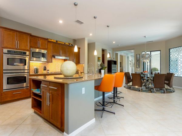 Palm Springs Home 990925