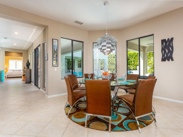 Palm Springs Home 990925