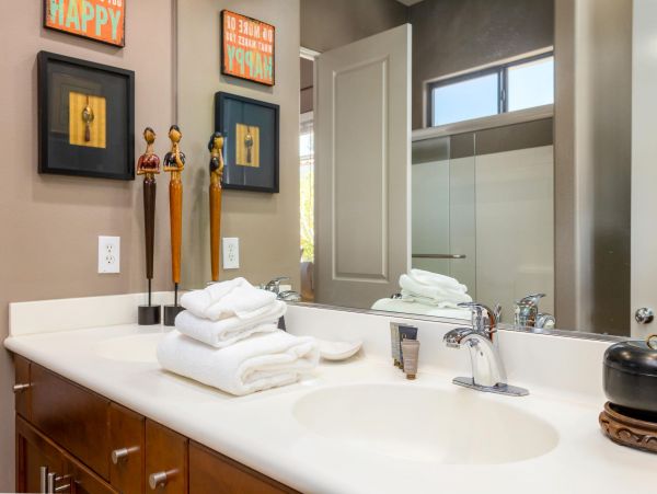 Palm Springs Home 990925