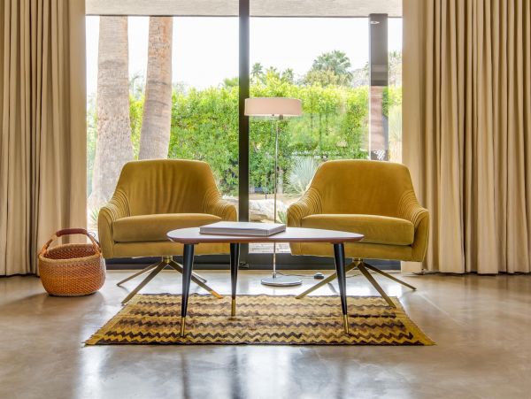 Palm Springs Home 990926
