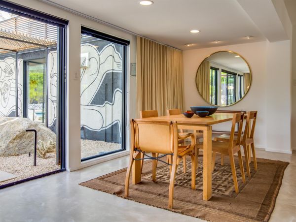 Palm Springs Home 990926
