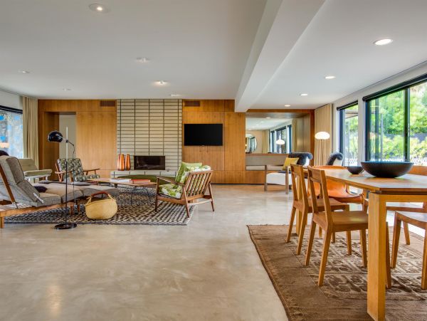 Palm Springs Home 990926