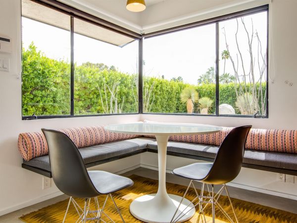 Palm Springs Home 990926